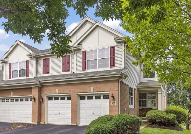 2nd image of 957 Winners Cup Ct, Naperville, IL 60565 | MLS# 12712501