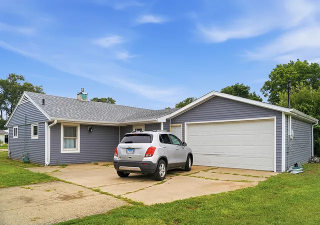 11th image of 605 W 20th St, Rock Falls, IL 61071 | MLS# 12712568
