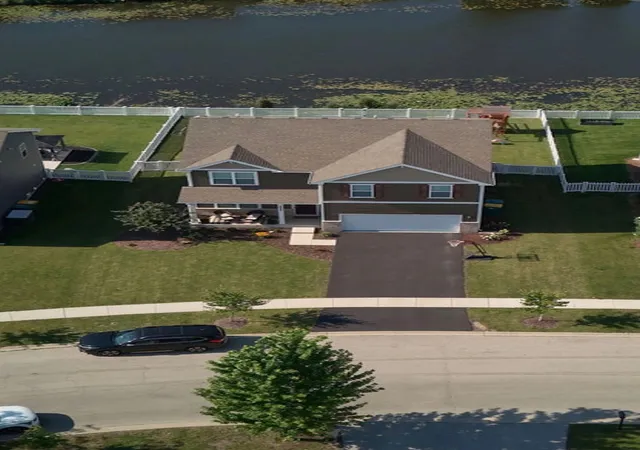 4th image of 2217 Daly Ln, Plainfield, IL 60586 | MLS# 12712572
