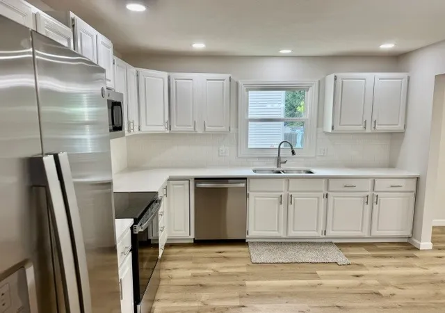 2nd image of 104 Suelynn Dr, Normal, IL 61761 | MLS# 12712637
