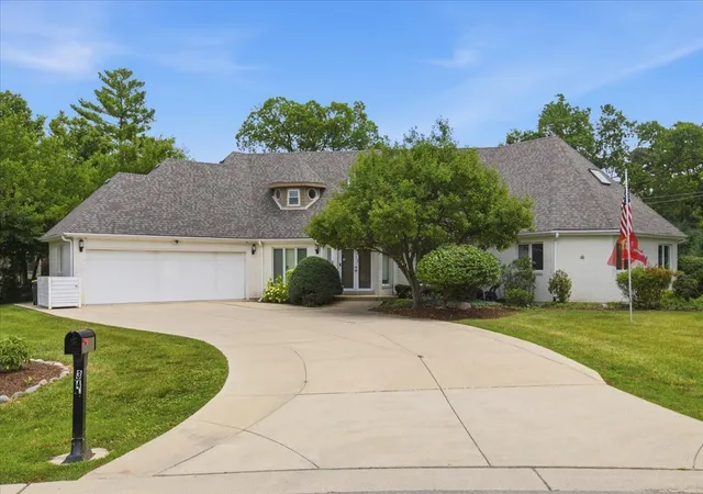 Photo 1 of Mansion for sale at 34 Robin Hood Ranch, Oak Brook, IL 60523 | MLS# 12712660 | Listing updated on 2026-09-04