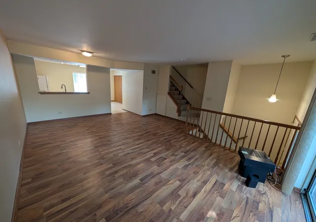 10th image of 293 W Treehouse Ln, Round Lake, IL 60073 | MLS# 12712681
