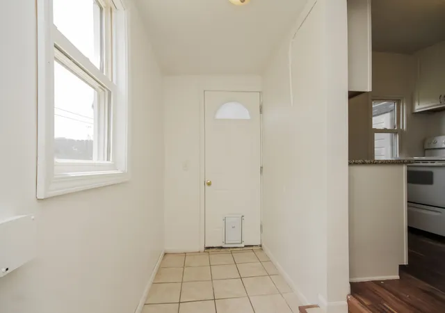 5th image of 1107 E Joliet St, Crown Point, IN 46307 | MLS# 12712768
