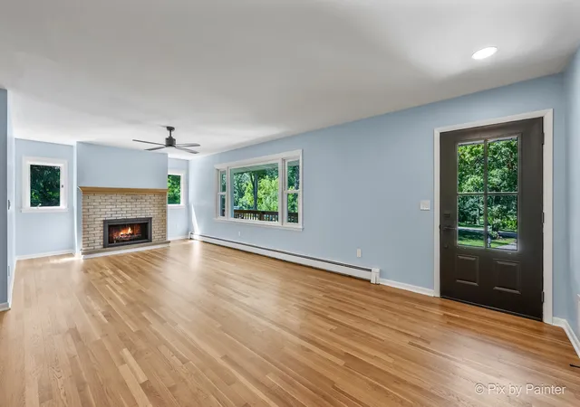 image of 3707 N Oak Knoll Rd, Crystal Lake, IL 60012 | MLS# 12712815