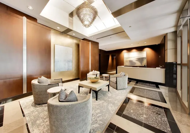 4th image of 530 N Lake Shore Dr, Chicago, IL 60611