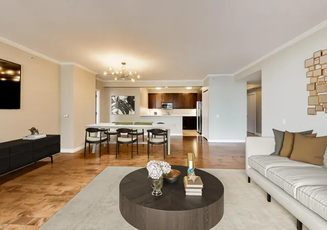 5th image of 530 N Lake Shore Dr, Chicago, IL 60611