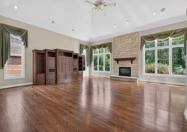 3rd image of 10897 Pioneer Trl, Frankfort, IL 60423 | MLS# 12712895