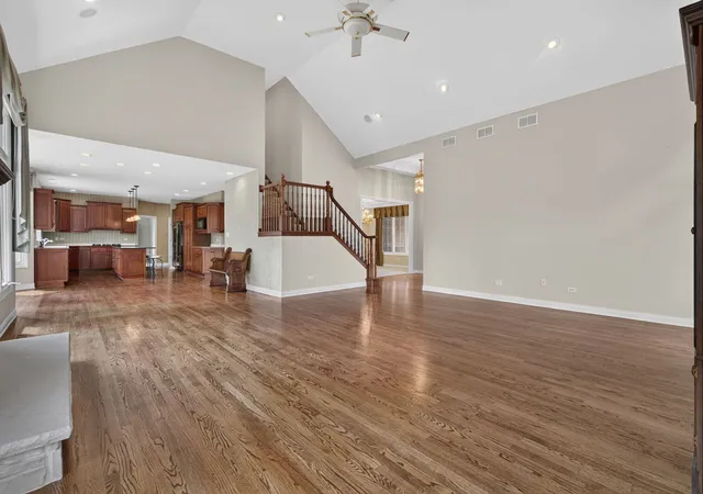 5th image of 10897 Pioneer Trl, Frankfort, IL 60423 | MLS# 12712895
