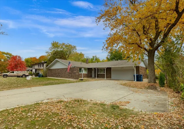 3rd image of 1313 Landwehr Rd, Northbrook, IL 60062 | MLS# 12713034