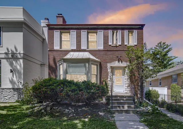 1st image of 4940 Estes Ave, Skokie, IL 60077 | MLS# 12713046