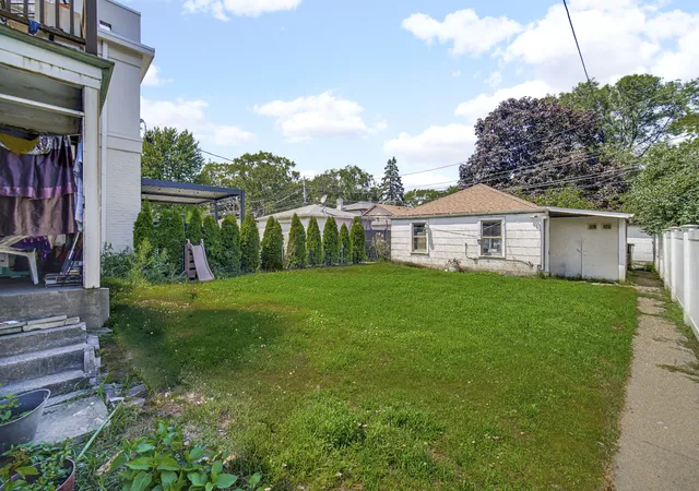5th image of 4940 Estes Ave, Skokie, IL 60077 | MLS# 12713046