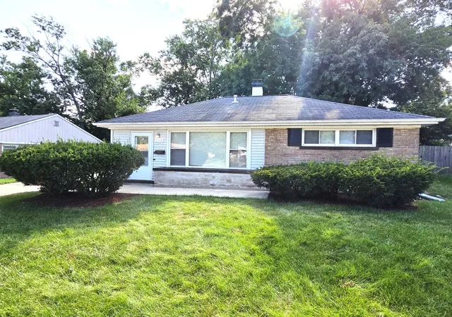 1st image of 277 Minocqua St, Park Forest, IL 60466 | MLS# 12713240