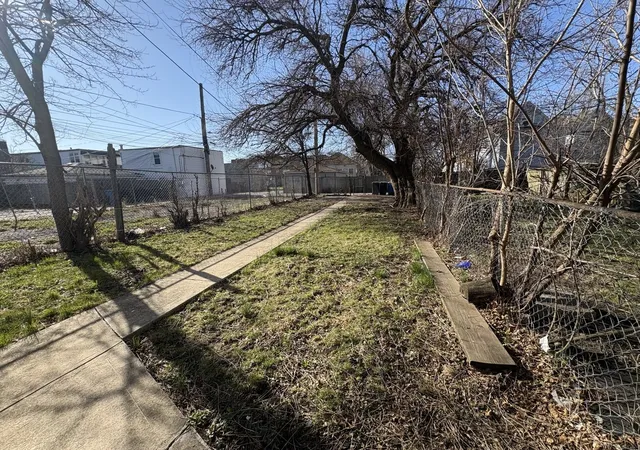 11th image of 33 E 119th St, Chicago, IL 60628 | MLS# 12713271