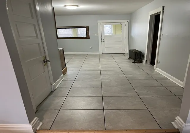 3rd image of 33 E 119Th St, Chicago, IL 60628 | MLS# 12713271