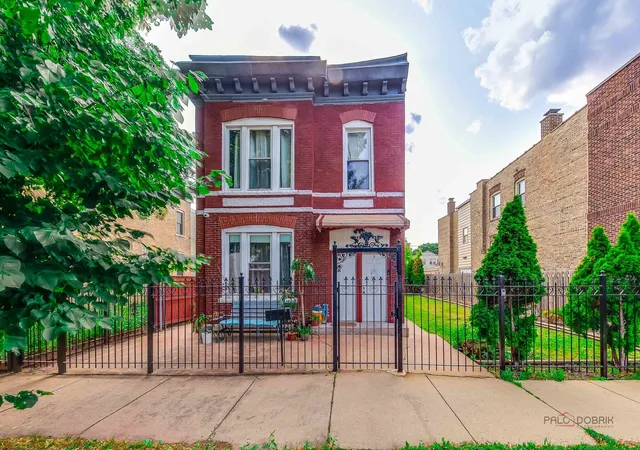 3rd image of 1408 N Central Park Ave, Chicago, IL 60651 | MLS# 12713282
