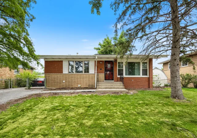 1st image of 196 Craig Dr W, Chicago Heights, IL 60411 | MLS# 12713337