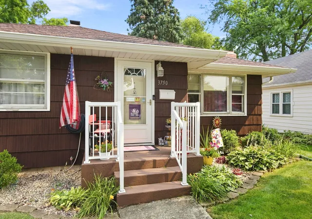 3rd image of 3750 215Th St, Matteson, IL 60443 | MLS# 12713424