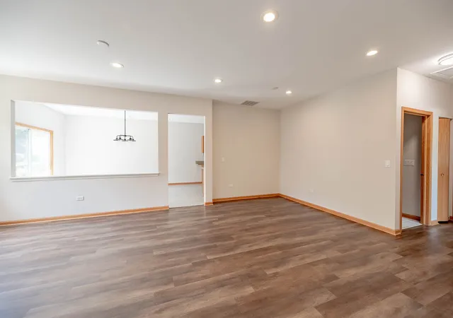 3rd image of 21366 W Juniper Ln, Plainfield, IL 60544 | MLS# 12713466