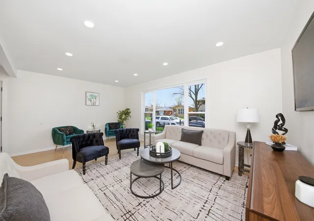 4th image of 11603 S Loomis St, Chicago, IL 60643 | MLS# 12713479