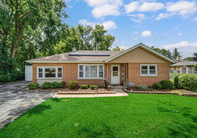 Photo 1 of Single family home for sale at 7529 W 103rd Street, Palos Hills, IL 60465 | MLS# 12713531 | Listing updated on 2026-09-02