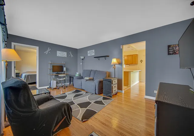 Photo 4 of Single family home for sale at 7529 W 103rd Street, Palos Hills, IL 60465 | MLS# 12713531 | Listing updated on 2026-09-02