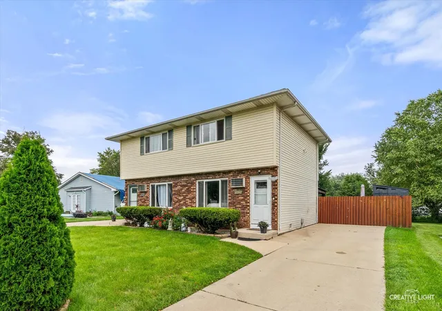 image of 1153 1155 Burgundy Ln, Aurora, IL 60505 | MLS# 12713548