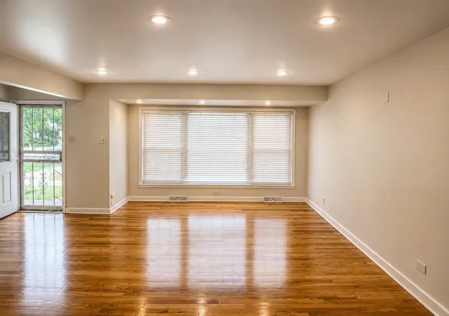 Photo 2 of Single family home for sale at 8124 S Wabash Ave, Chicago, IL 60619 | MLS# 12713557 | Listing updated on 2026-09-29