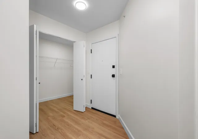 3rd image of 1727 W Hawkes St #8, Arlington Heights, IL 60004 | MLS# 12713601
