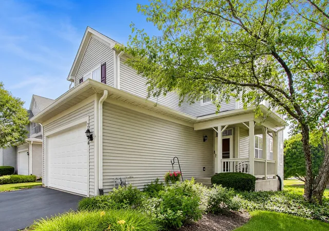 2nd image of 3024 Langston Cir, St. Charles, IL 60175 | MLS# 12713669