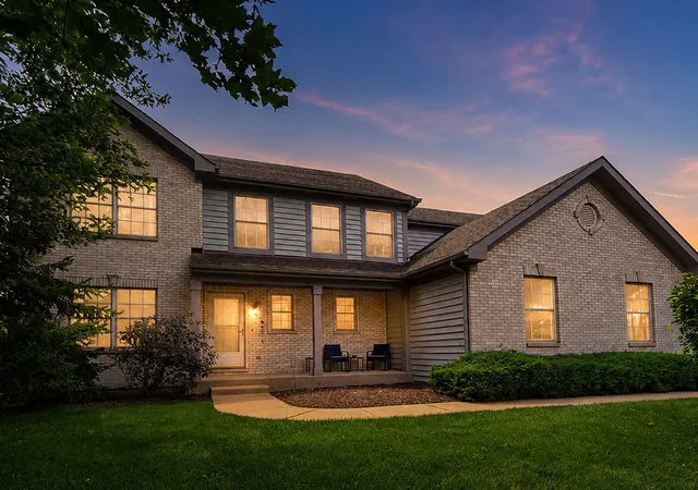 1st image of 520 Barton Creek Dr, Lake In The Hills, IL 60156 | MLS# 12713695