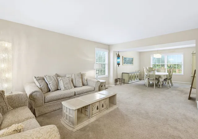 5th image of 520 Barton Creek Dr, Lake In The Hills, IL 60156 | MLS# 12713695