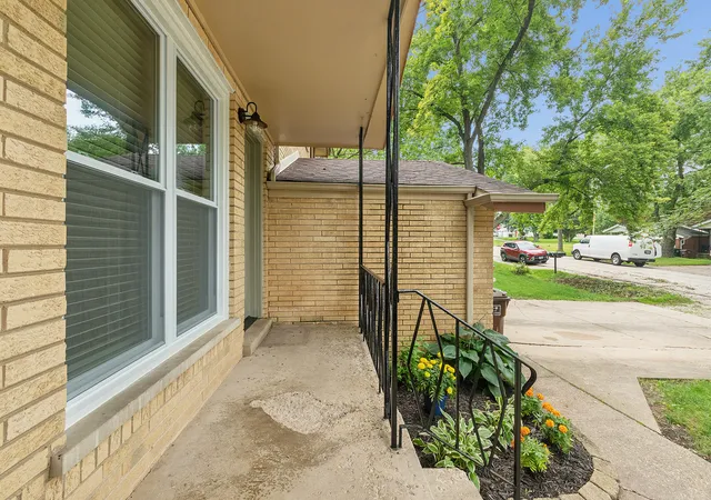 4th image of 337 Sunset Trl, New Lenox, IL 60451 | MLS# 12713751