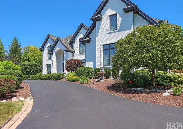 5th image of 1410 W Newcastle Ct, Inverness, IL 60010 | MLS# 12713766