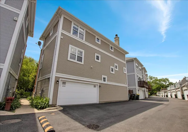 33rd image of 4922 S Cornell Ave, Chicago, IL 60615 | MLS# 12713781