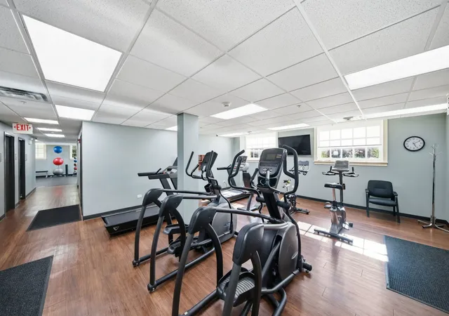 Listing Photo 2 - Condo for sale in building located at 255 E Liberty Dr, Wheaton, IL 60187 - Unit #305-2