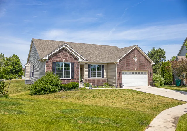 2nd image of 1112 Marion Ct, Shorewood, IL 60404 | MLS# 12713989