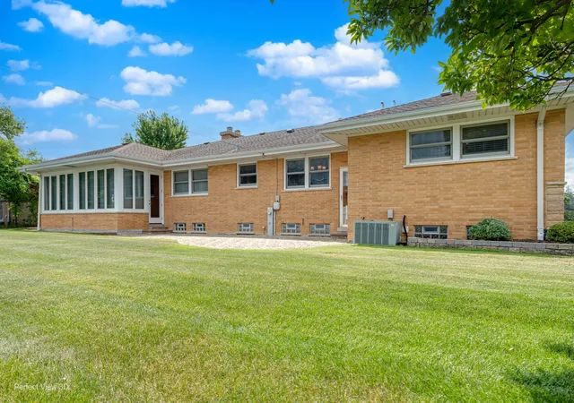 Photo 26 of Sale Pending at 7952 Balmoral Ave, Norwood Park Township, IL 60656 | MLS# 12714237 | Listing updated on 2026-08-21