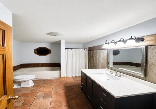 4th image of 1608 Walsh Dr, Yorkville, IL 60560 | MLS# 12714252