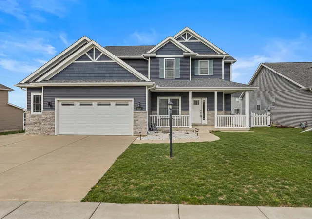 1st image of 815 Cates Dr, Mahomet, IL 61853 | MLS# 12714274