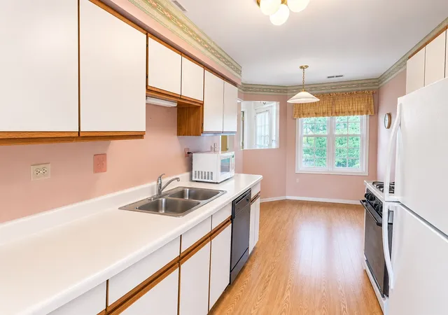 5th image of 882 Nelli Ct #109, Naperville, IL 60563 | MLS# 12714318