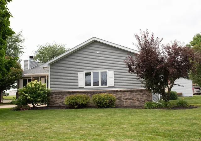 Photo 2 of Single family home for sale at 402 Kilmer St, Ashton, IL 61006 | MLS# 12714333 | Listing updated on 2026-10-05