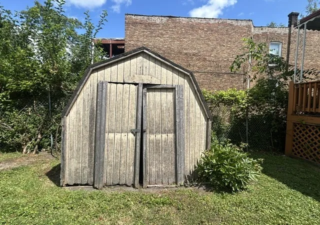 Photo 4 of Single family home for sale at 7018 S Calumet Ave, Chicago, IL 60637 | MLS# 12714353 | Listing updated on 2026-09-03