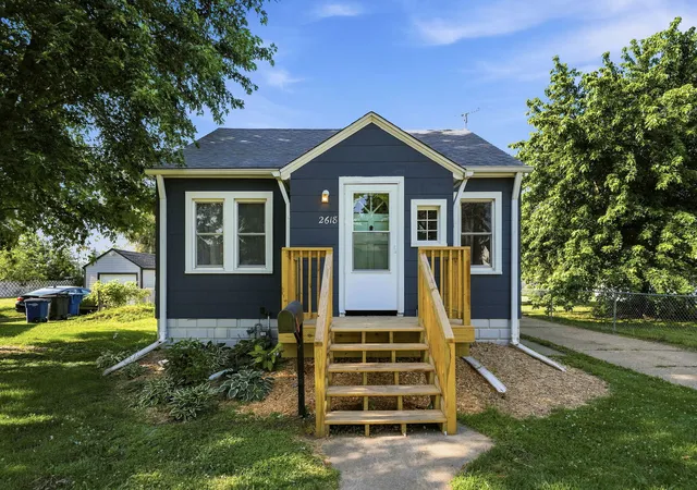 1st image of 2618 38th Ave, Moline, IL 61265 | MLS# 12714381