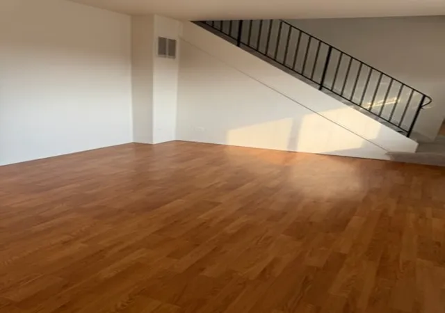 3rd image of 2626 Woodview Ct, Waukegan, IL 60087