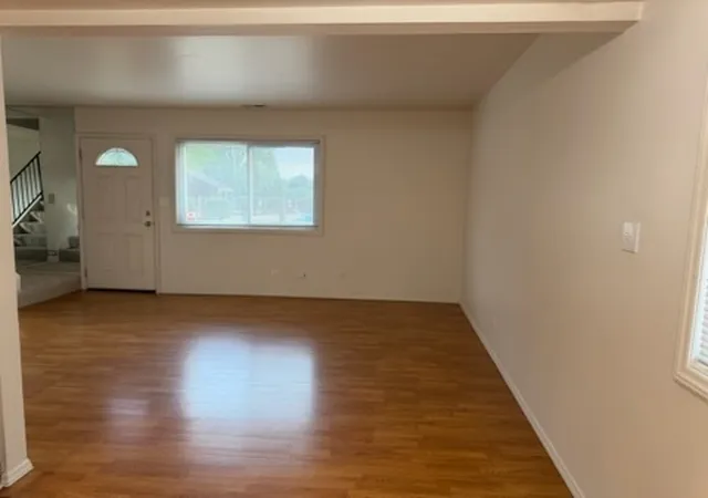 4th image of 2626 Woodview Ct, Waukegan, IL 60087