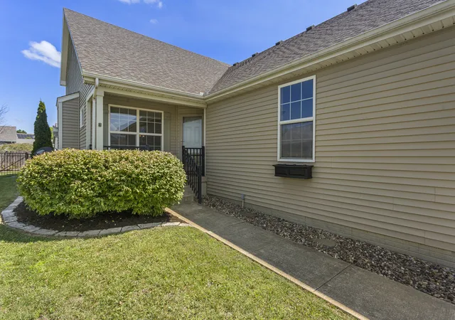 4th image of 1710 Timber Wolf Ln, Mahomet, IL 61853 | MLS# 12714385