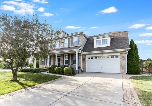 Photo 2 of Single family home for sale at 1010 Marion Dr, Shorewood, IL 60404 | MLS# 12714388 | Listing updated on 2026-08-22
