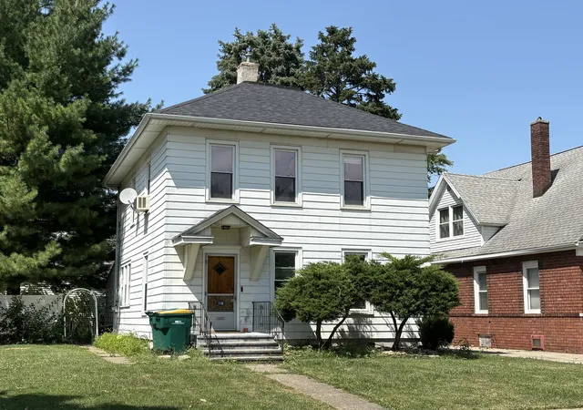 1st image of 110 W Washington St, Streator, IL 61364 | MLS# 12714399