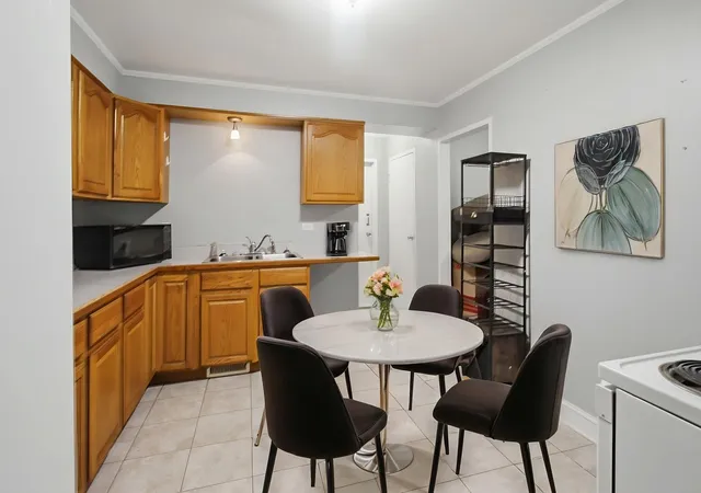 Photo 3 of Single family home for sale at 273 Green St, Park Forest, IL 60466 | MLS# 12714547 | Listing updated on 2026-09-02