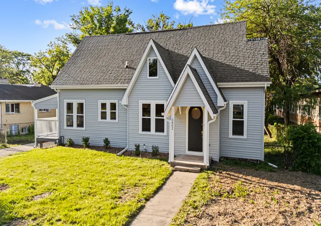 2nd image of 3862 216th St, Matteson, IL 60443 | MLS# 12714575